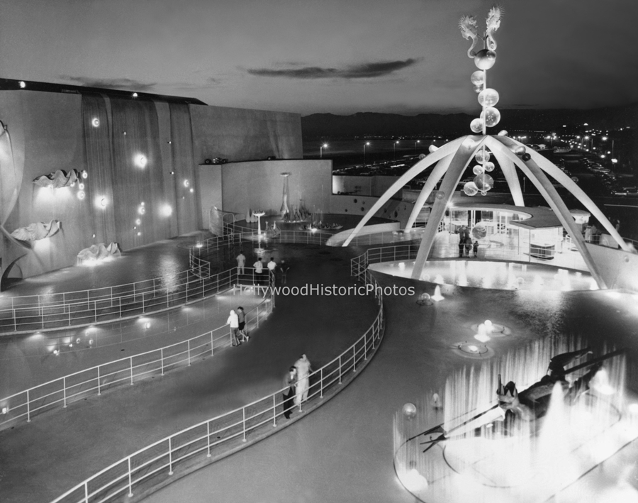 Pacific Ocean Park Venice 1959 RT WM.jpg